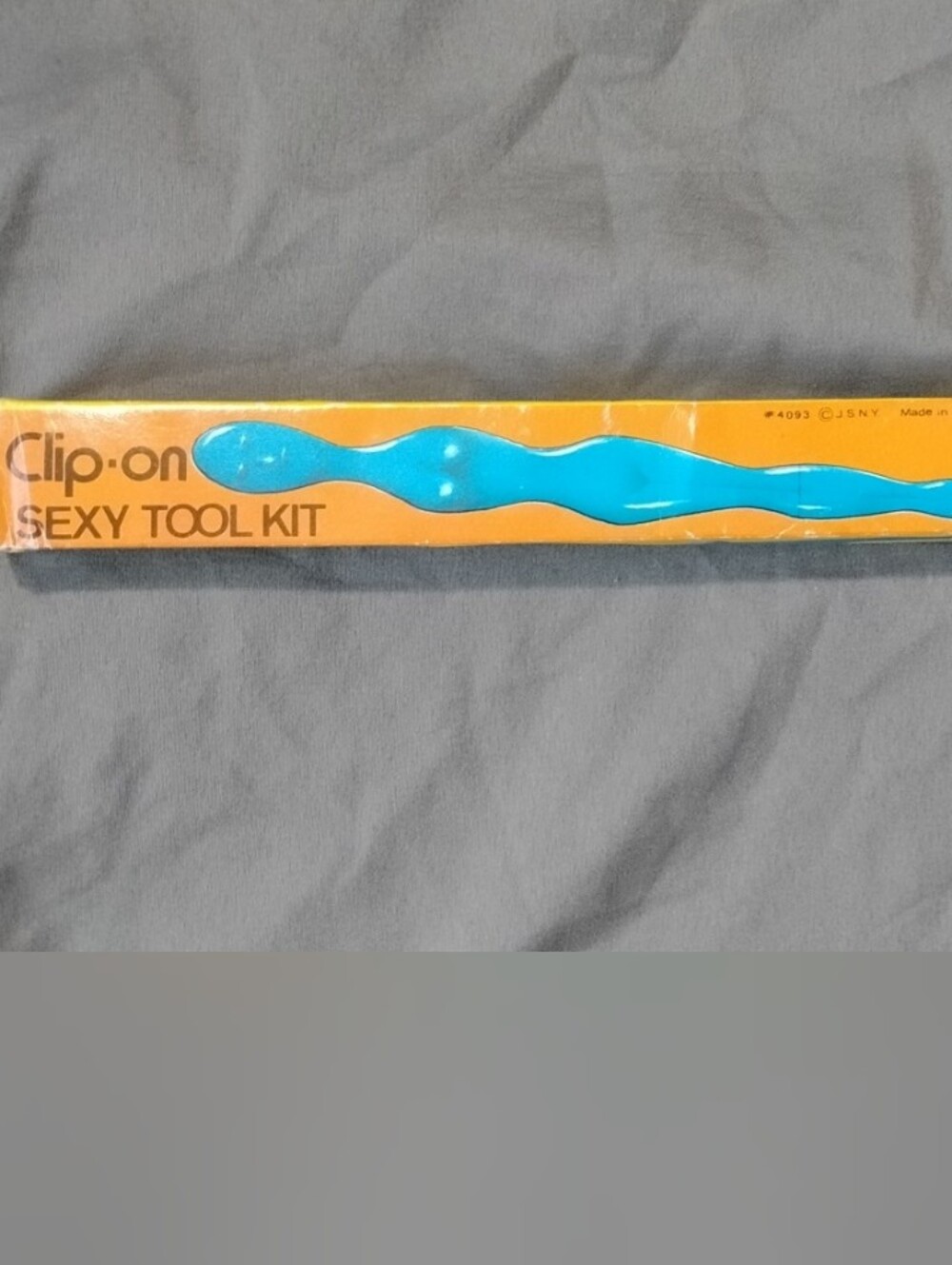 VERY RARE VINTAGE Clip-on Sexy Tool Kit - Yellow